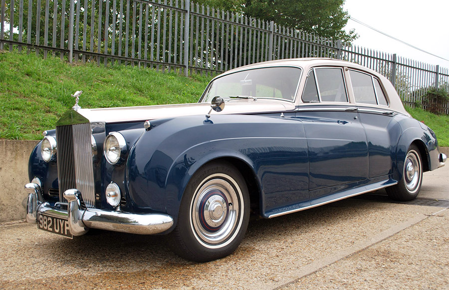 Thai Prince's Car Comes Out for Auction: 1960 Rolls Royce Silver Cloud ...